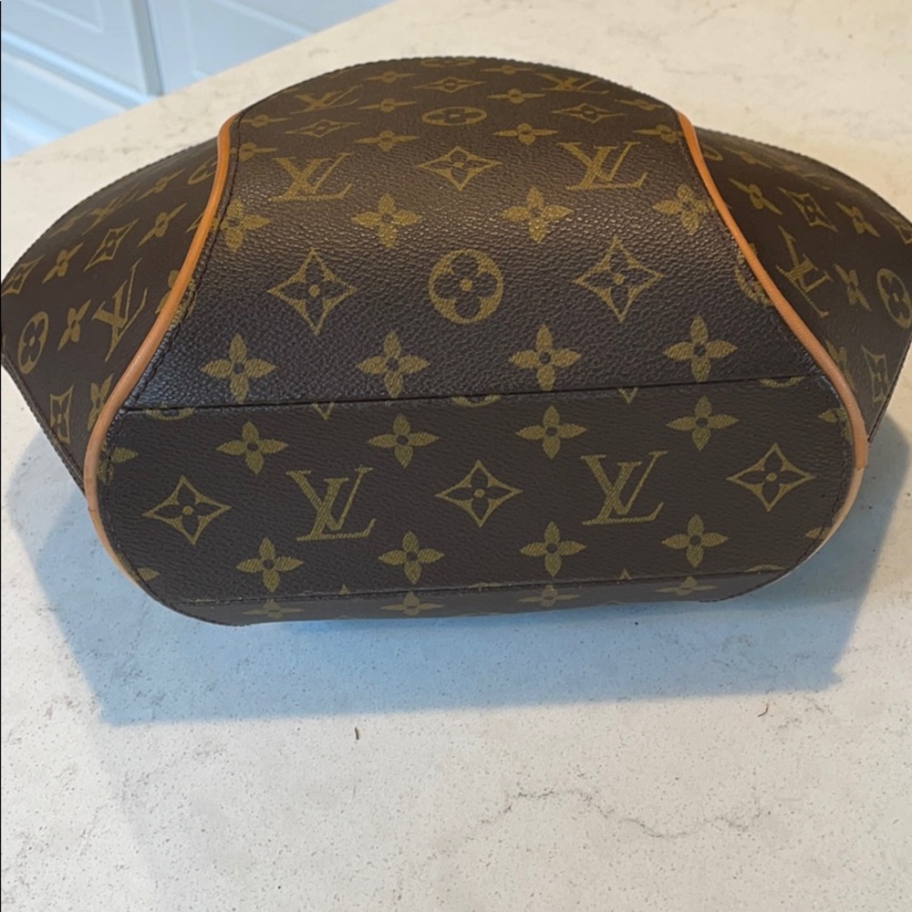 Authentic Louis Vuitton Ellipse PM Handbag* SOLD - Picture 4 of 16